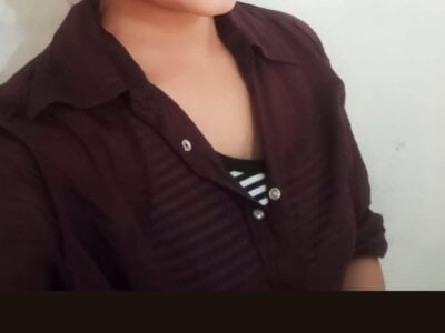 Kashmiri_Pari Female Squirt Online Webcam Chat