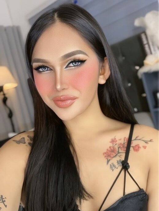 Angela_foxx Profile Image