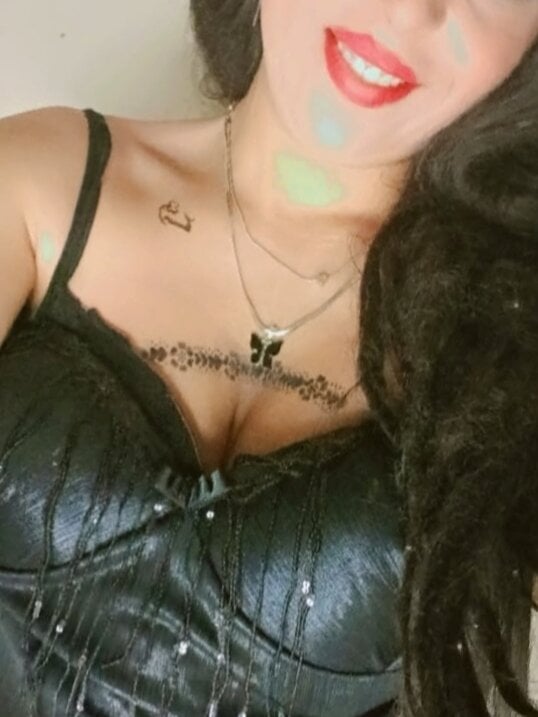 Gjsjshsfu 离线XXX聊天