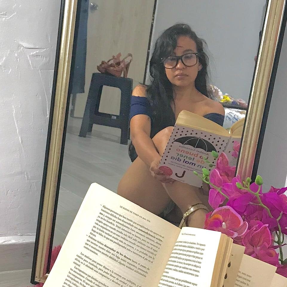 Natassha_Hot profile