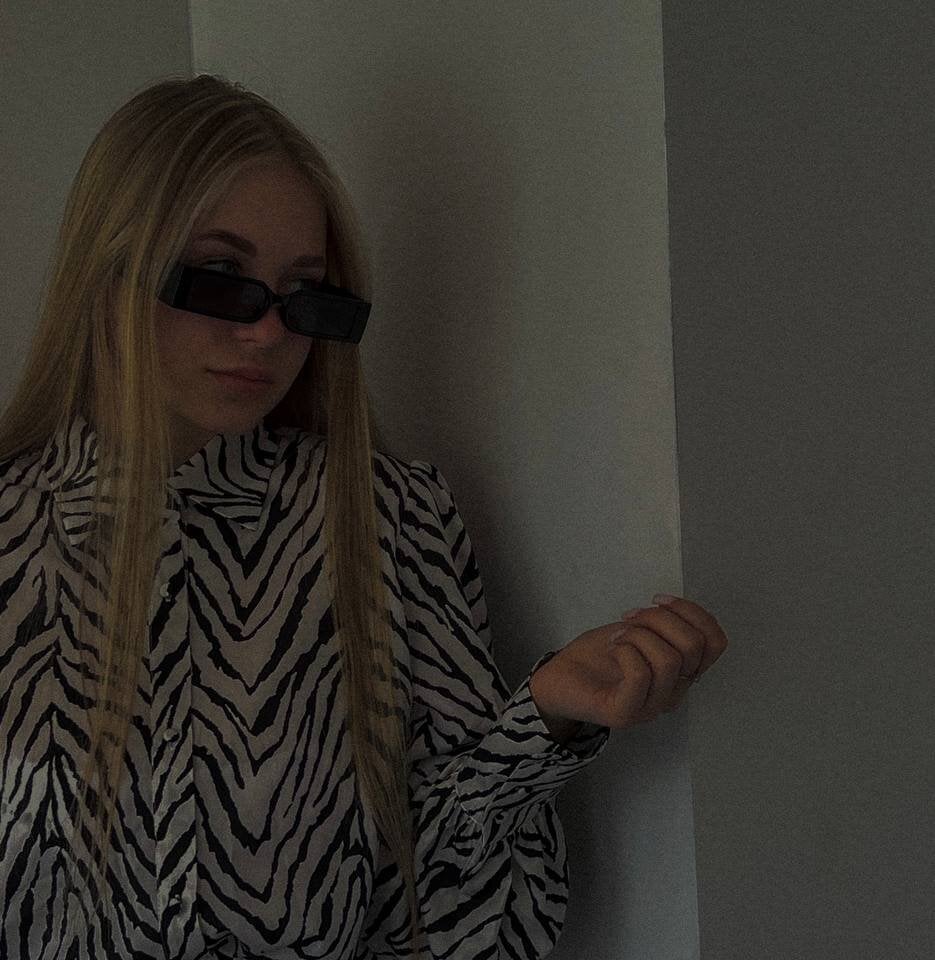 Live sex webcam photo for RuthDerrick #287603340