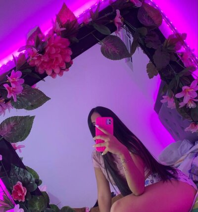 MackensyHernandezz - Stripchat Girl 