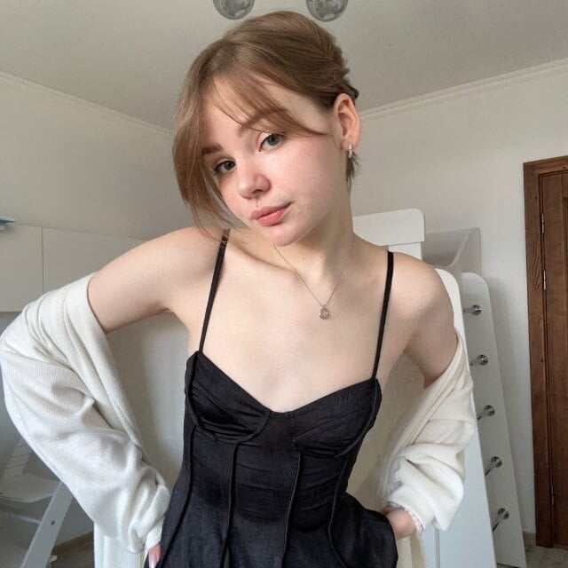 elivecams.com kailakind livesex profile in dont-worry-be-happy cams