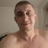 syncmaster795's webcam live show