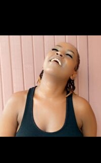 Cudburry_cocoh's Offline Chat Room