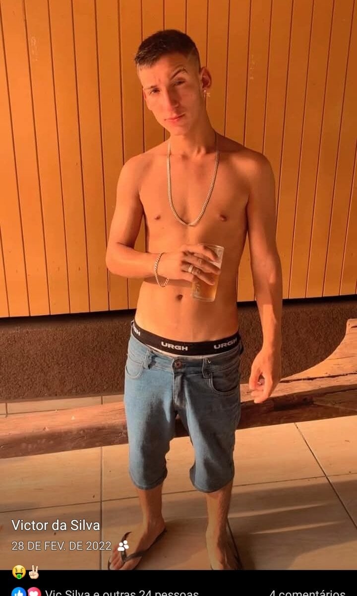 vitinho2503 from stripchat