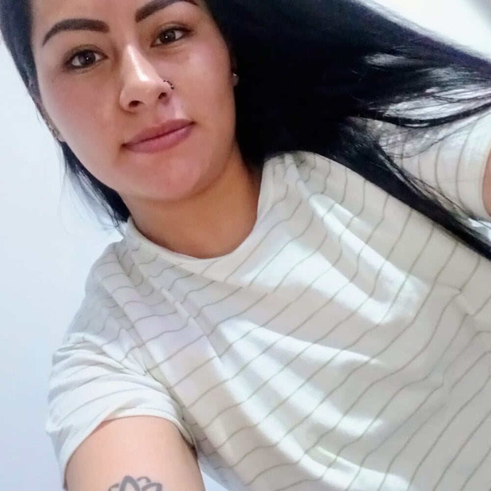 LunaBella_212 profile