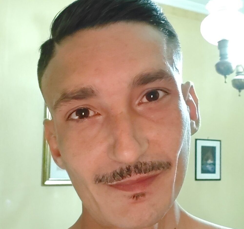 simo92xx from stripchat