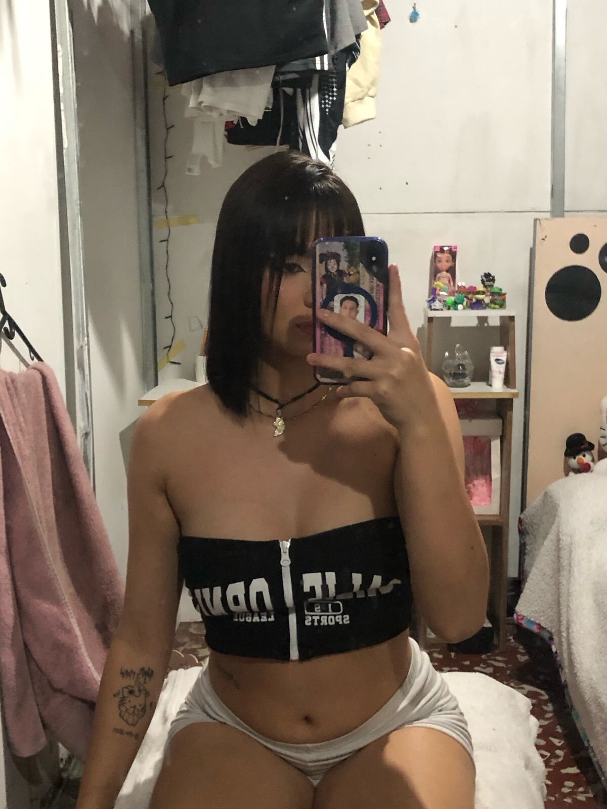 Tiara_Zanss