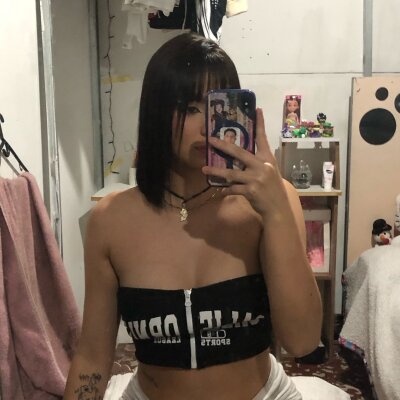 Tiara_Zanss