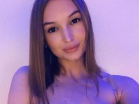 she_will_be_loved's Offline Chat Room