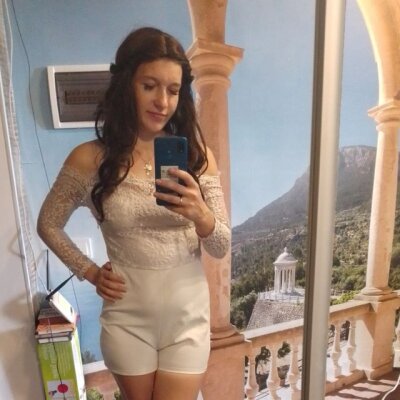 amilavis from stripchat