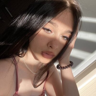 DollyGladman Female Deepthroat Live Cam Porn