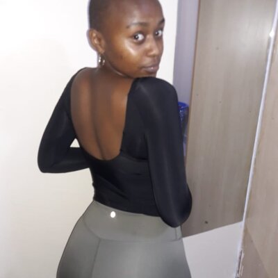 Chloe_nisha