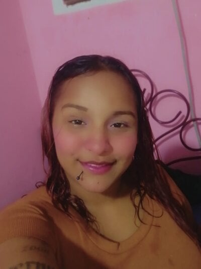 Linda_hot25
