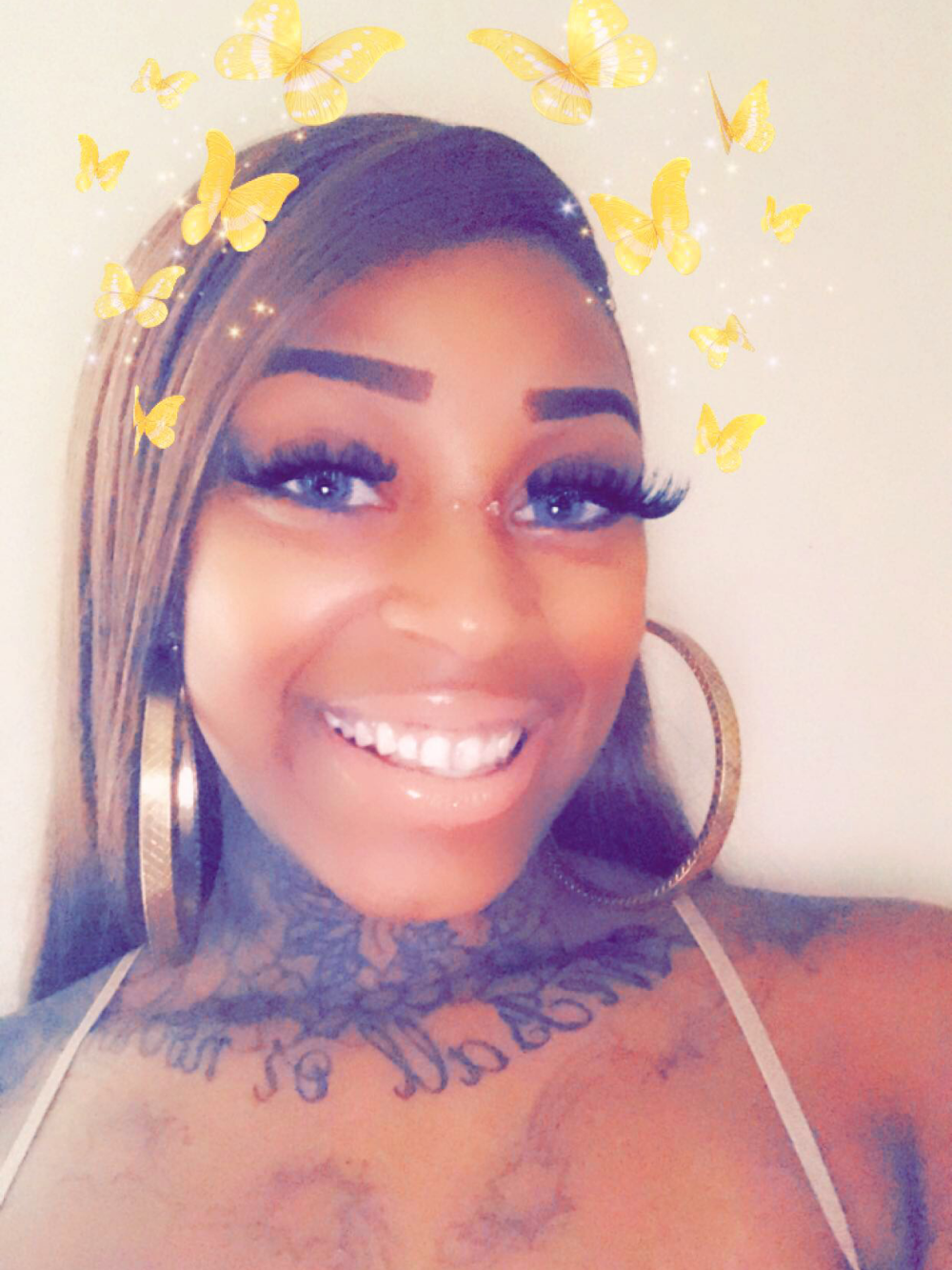 Creamesensation live cam model at StripChat