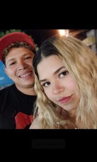 ParejaJovenVe's Offline Chat Room