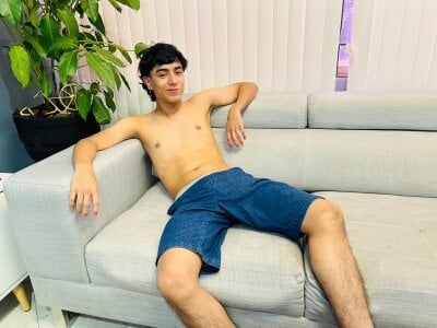 Yako_hardcock - Stripchat Trans 