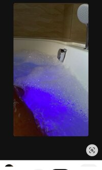 Thalitaa69's Offline Chat Room