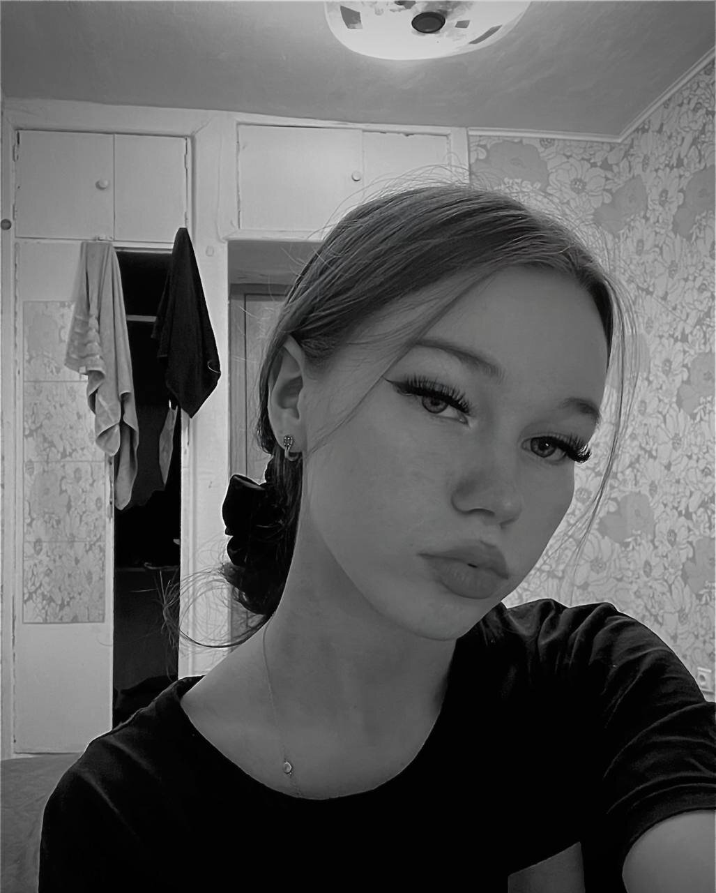 stephanie_ste_shy