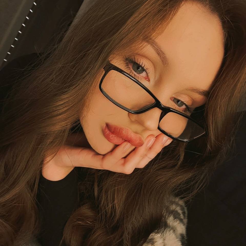 6livesex.com multi_vi livesex profile in straight cams