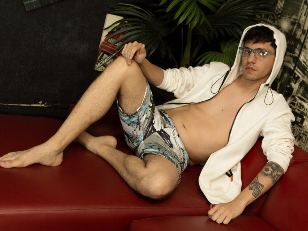 matteo12_ from stripchat