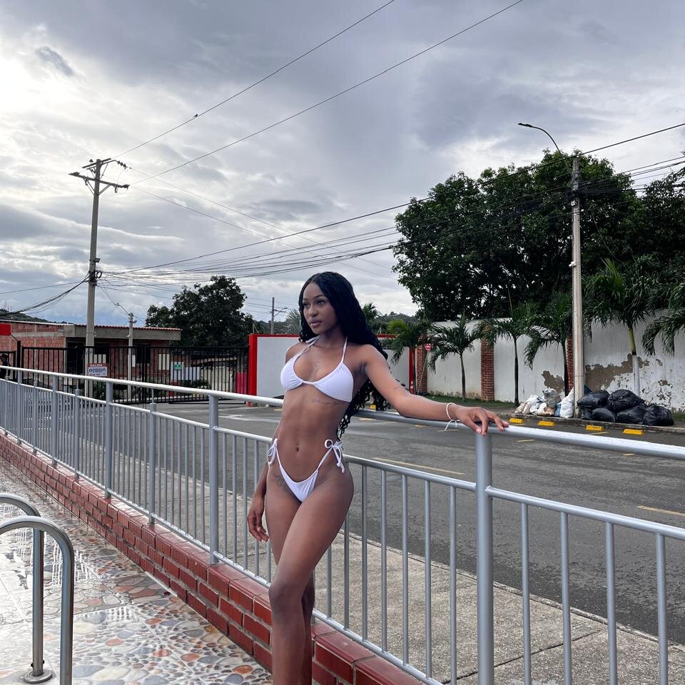 naomi--yai profile