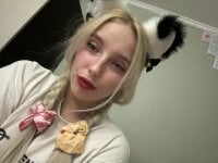Sluttylove's Offline Chat Room