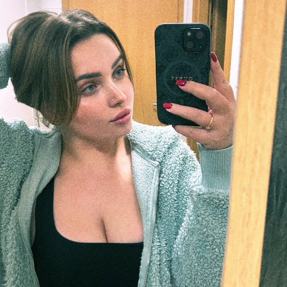 lika202623のオフラインXXXチャット