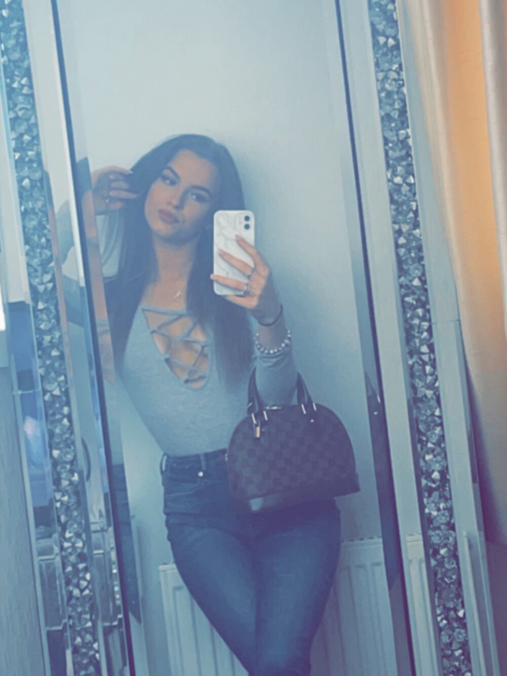 sexlivecamsites.com sensophiaxx livesex profile in this-is-my-little-secret cams