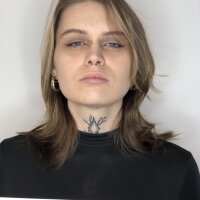 IrmaReid's Offline Chat Room