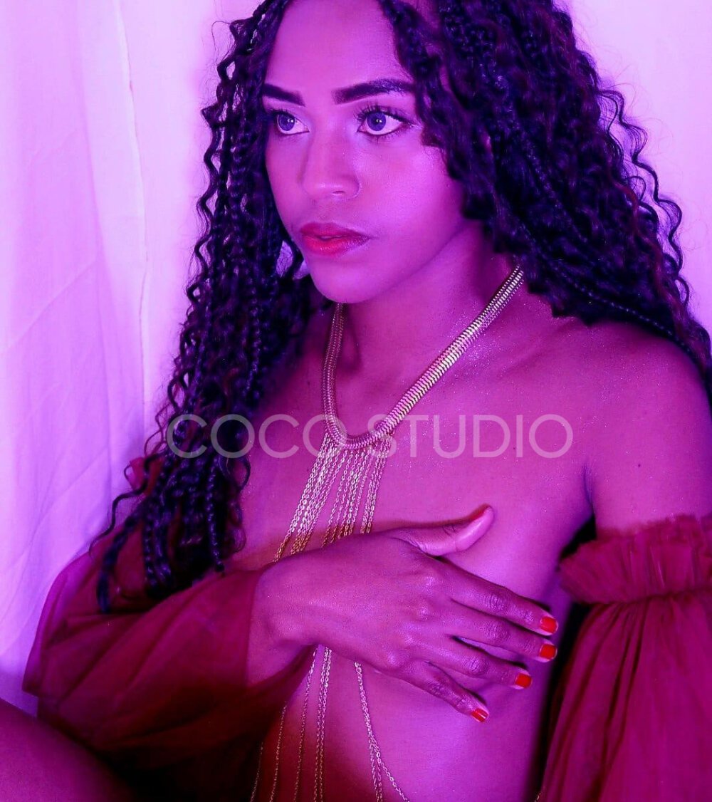 Zoey_Donovan's Offline XXX Chat