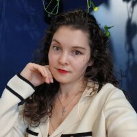 greta_paradise's Offline Chat Room