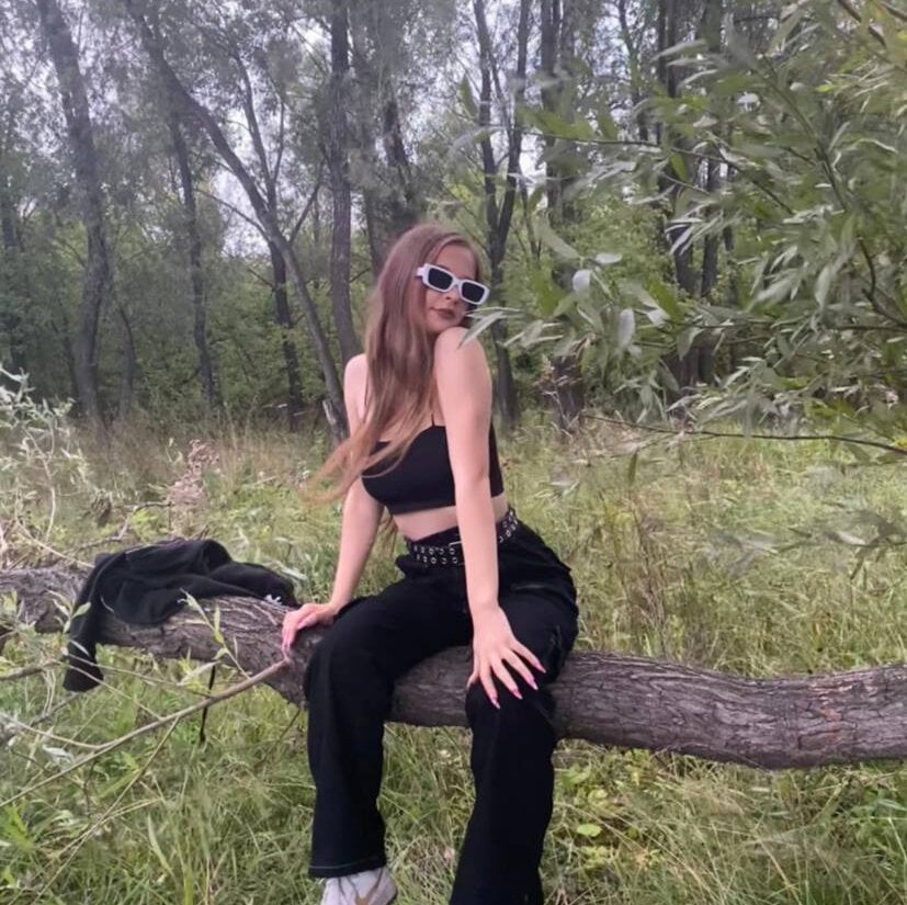 sexcam3d.net alicia_adammss livesex profile in land-of-good-girls cams