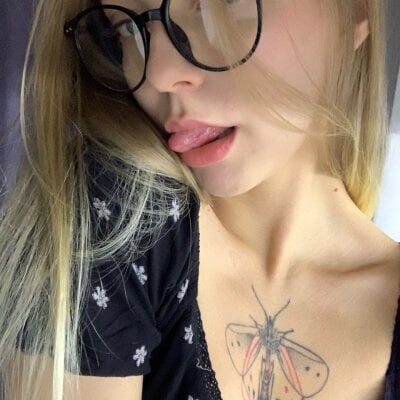 EvaPeace on StripChat