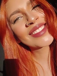 Debora_Dora's Offline Chat Room