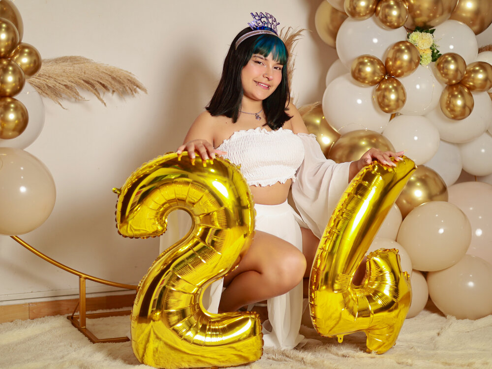 Modelo de Cam KarinaaJones Show de Sexo ao Vivo Grátis e Stripchat