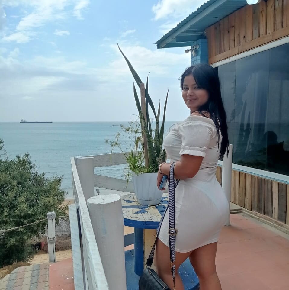 amateursex-livecam.com khaleni_3-1 livesex profile in where-the-blondes-live cams