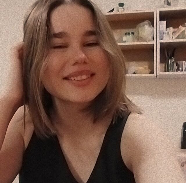 MollyLanl Offline XXX-chat