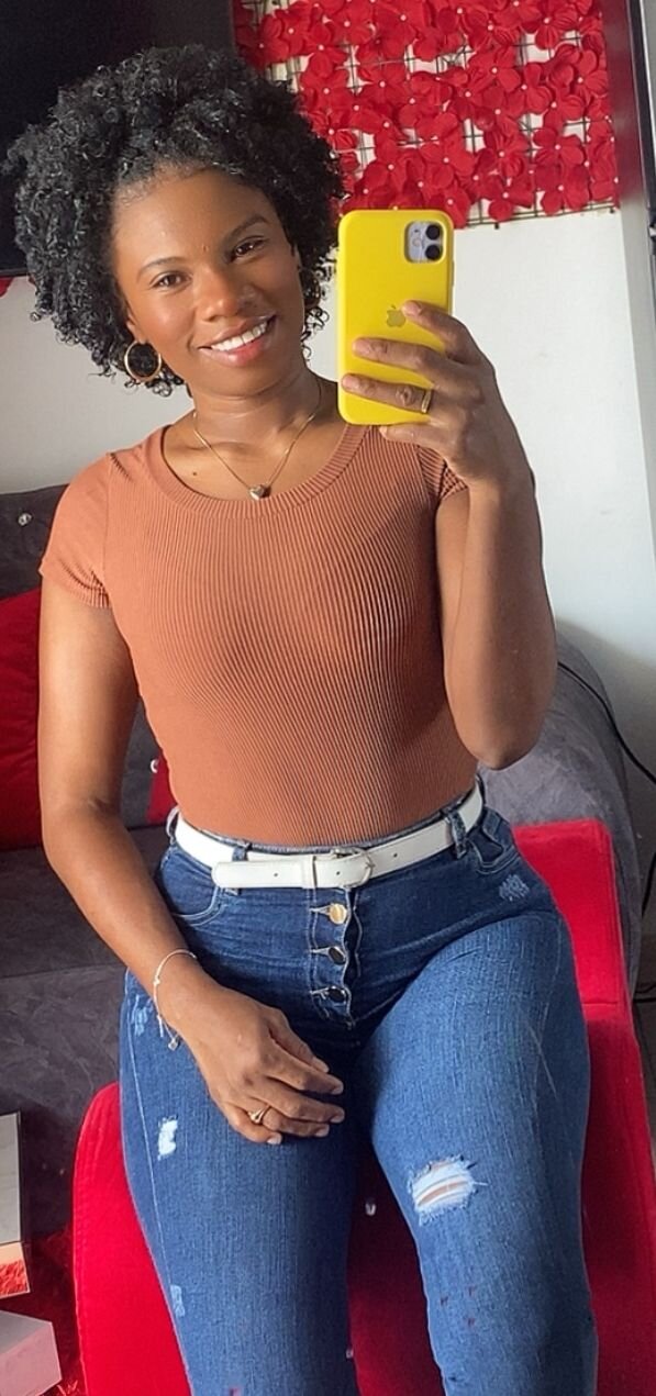 SelenaJones2