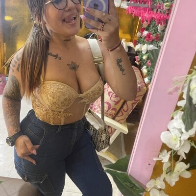 Julieth_25