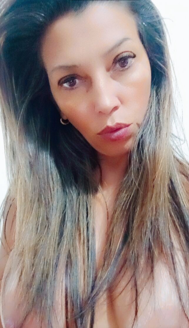 latin_gabyy__