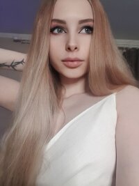 MerylColburn's Offline XXX Chat