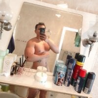BryamNica Webcam Model Profile