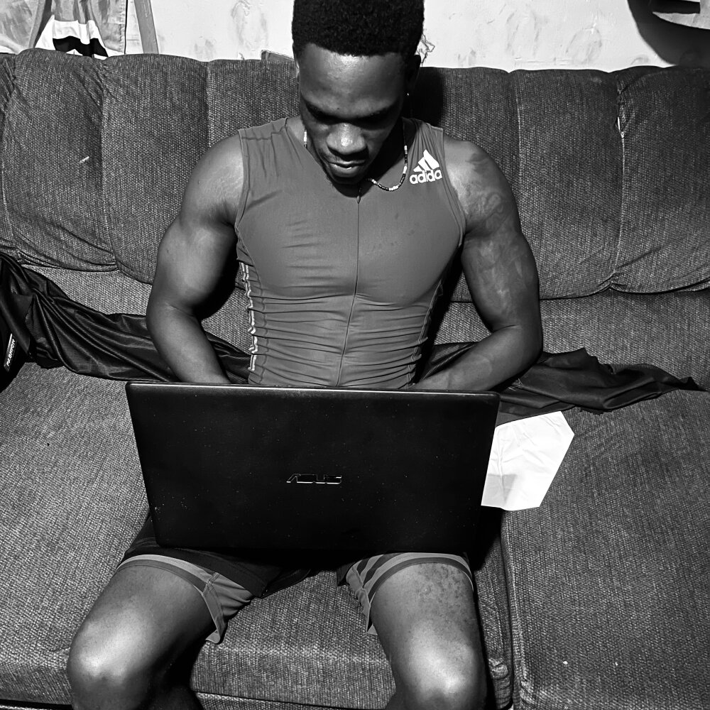 BIG_Desh's Offline XXX Chat