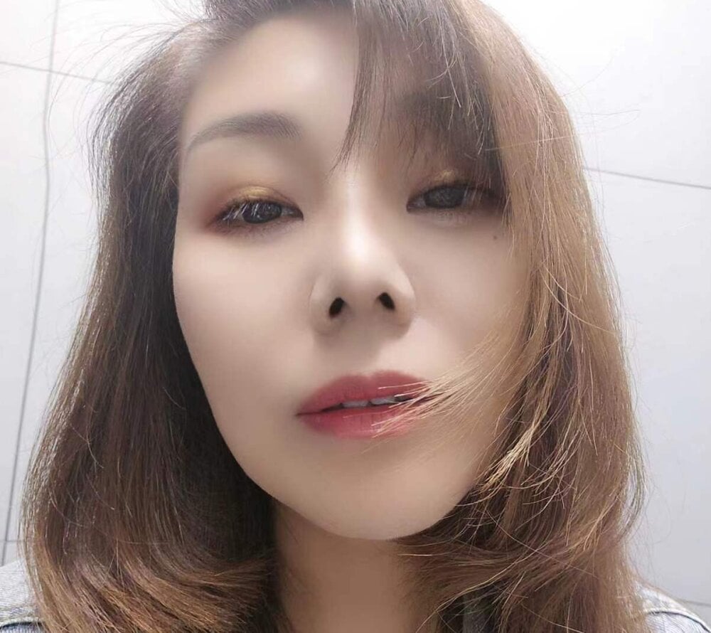 sanniv2023 🛅 free naked stream