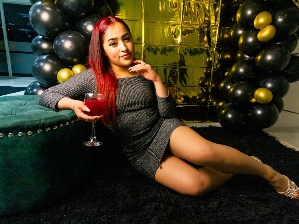 onaircams.com issysleblanc livesex profile in from-the-fairy-tail-3 cams