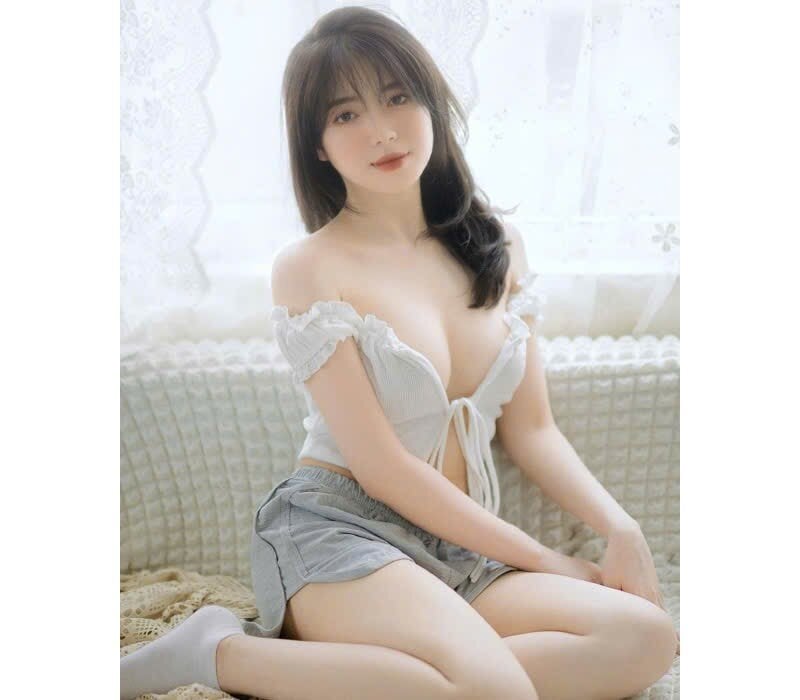 livesex.fan hot-today livesex profile in land-of-pleasures cams