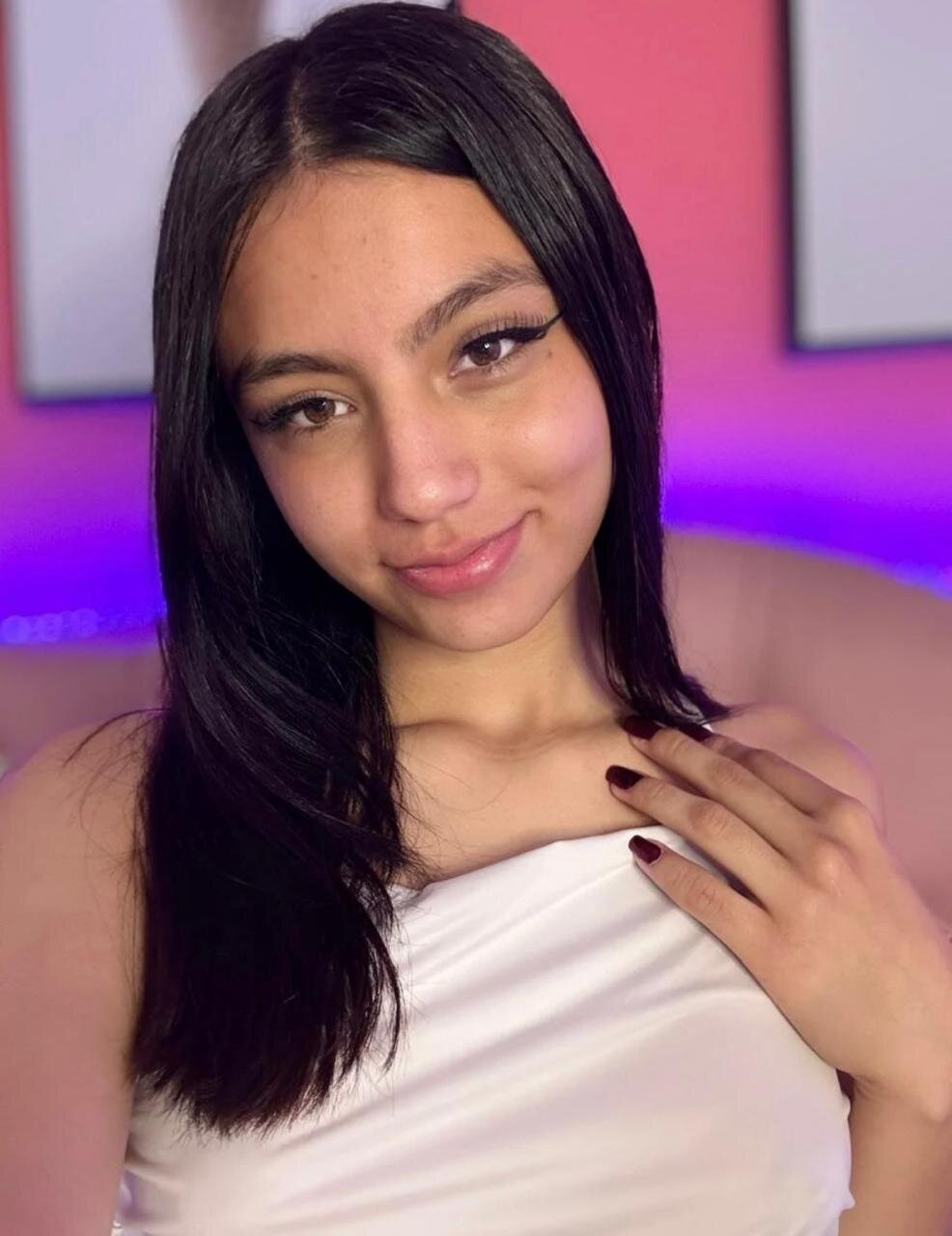 Emilyy_teen_