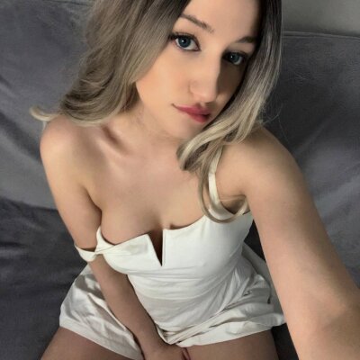 Aliceee-Sweet private show